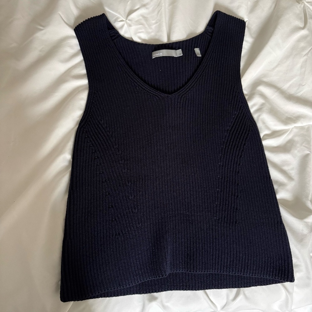 Vince navy sweater tank